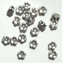 25 5x3mm Silver Tone Double Hole Daisies